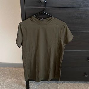 Alphalete Premium Tee NWT